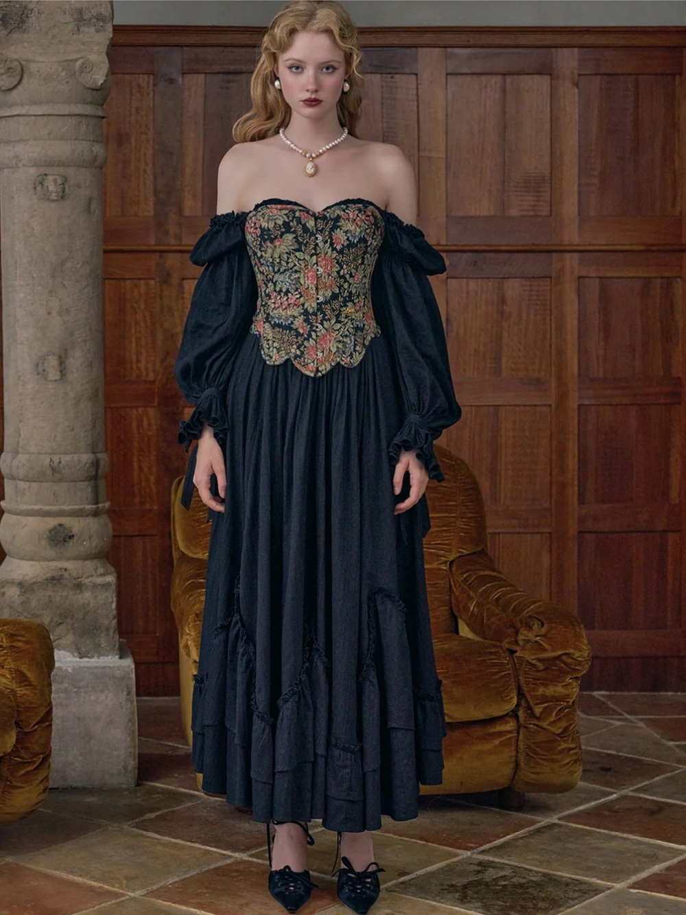 Floral Lace-Up Corset Top - Black Floral - Picture 6 of 12